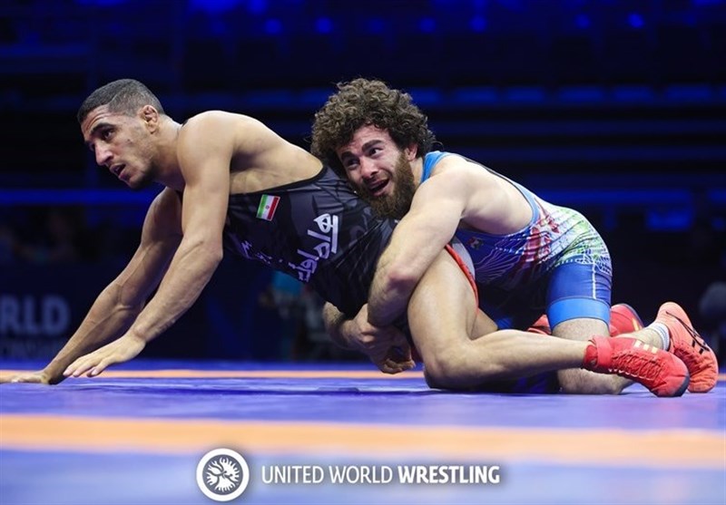 پول، آپارتمان و BMW پاداش کشتی‌گیری که در ۳۰ سالگی قهرمان جهان شد