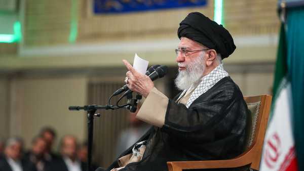 رهبر انقلاب: اینکه بگویند به ایران اجازه غنی‌سازی نمی‌دهیم، غلط زیادی است