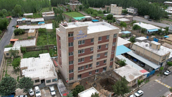 پیشرفت ۸۵ درصدی مجتمع اداری چهاربرج