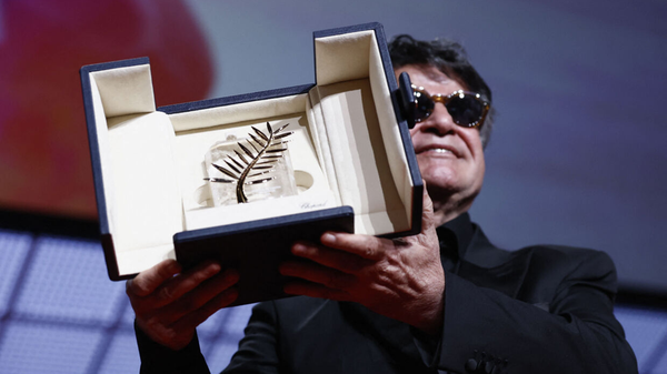 اعتراف رئیس‌ هیئت داوران کن به سیاسی‌بودن جایزه پناهی