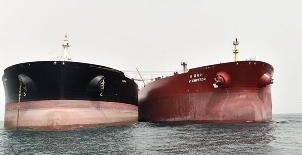 ترس نفتکش‌ها از ورود به تنگه هرمز +نقشه