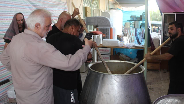 صاحب‌خانه‌ای که کوچه را خادم الرضا کرد