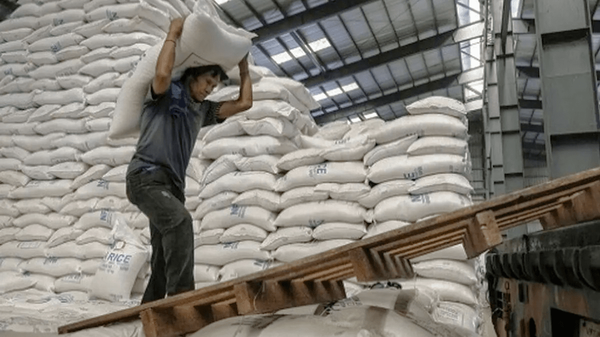 واردات ۹۰۰ تُن برنج با رویه کولبری از مرز تمرچین