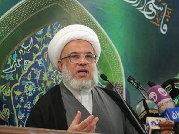 چه کسی در کربلا بر پیکر رهبر شهید نماز می‌خواند؟